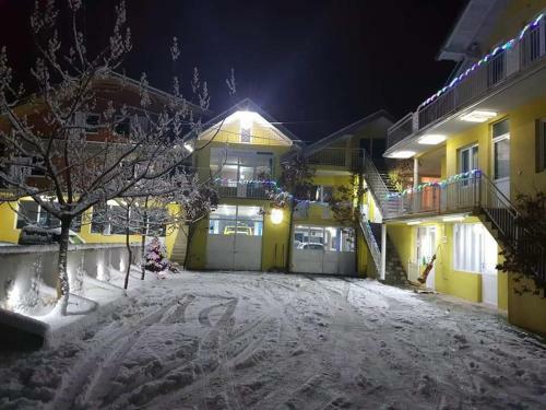 Apartmani Plavi