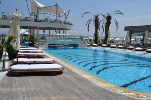 Apartamento White Tower Studio Deluxe Mamaia Summerland