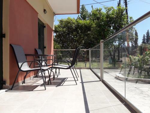 Foteinos Apartments