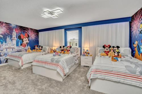 Scream Luxury Champion Gates Sleep 22