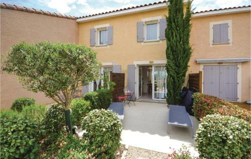 Two-bedroom Holiday Home In Calvisson