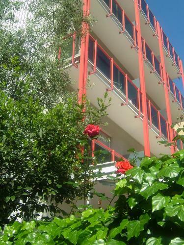 Noidue Hotel