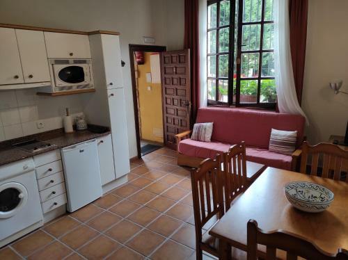 Apartamentos La Casa Solariega