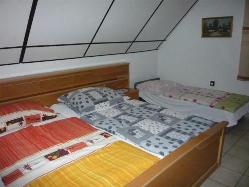 Andrea Apartman Als�p�hok