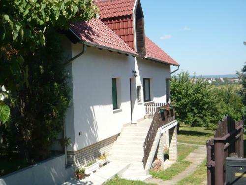 Andrea Apartman Als�p�hok