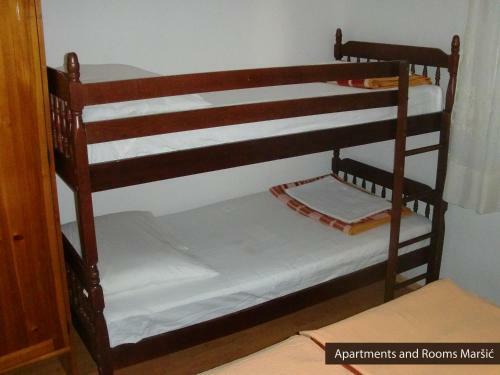 Hostal Apartments And Rooms Mar?i?