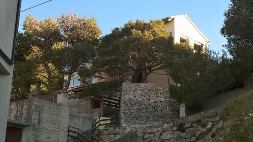 Apartamentos Zirje Accommodation