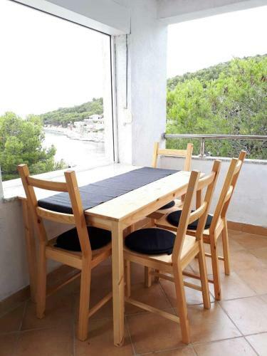 Apartamentos Zirje Accommodation