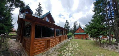 Lodge Pines House