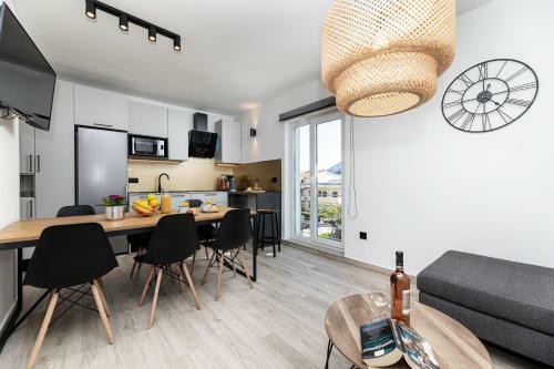Deluxe Apartment Milazzi With Terrace