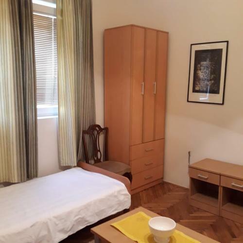 Hostal Lux