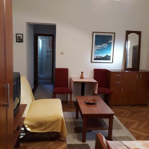 Hostal Lux
