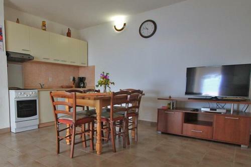 Beachfront Apartments Rukavina