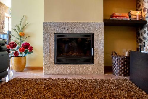 Eido Oliveira - Casa De Campo - Ponte De Lima