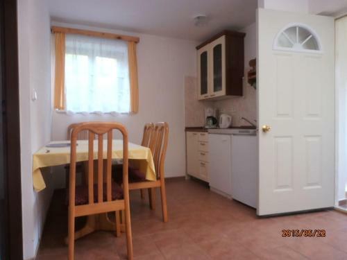 Ubytov�n� U M�chova Jezera - Apartm�ny - Ludmila Gruli?ov�