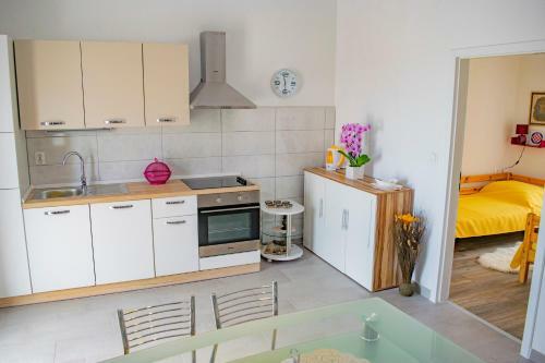 New Apartment In Old Town - Gornje Selo