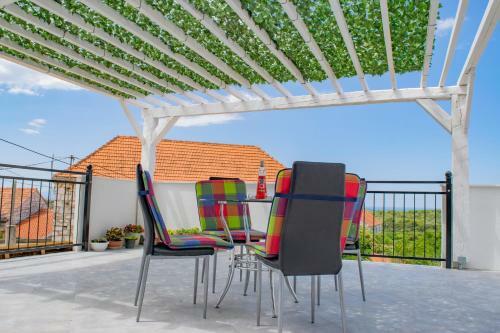 New Apartment In Old Town - Gornje Selo