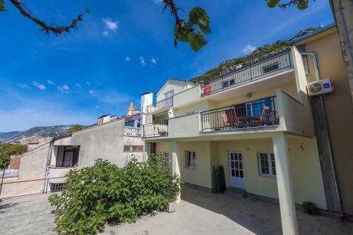 Apartments Dijana