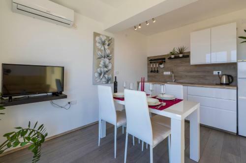 Apartments Dijana