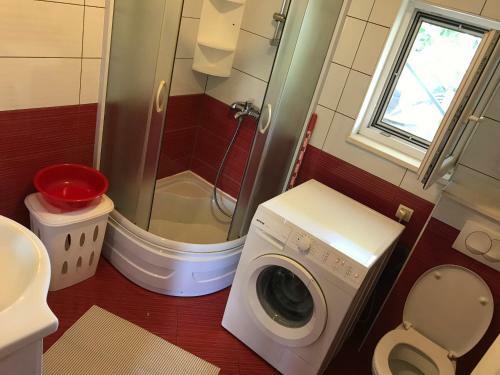 Hostal Apartmani Nika