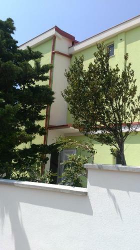Apartmani Vila Dadi?