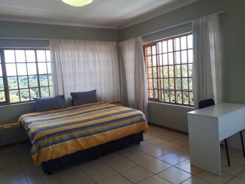 Cottage, Close To Uj, Milpark, Wits
