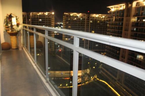 Apartamento Azure Beach C1 Wavepool Tandim Multiple Units