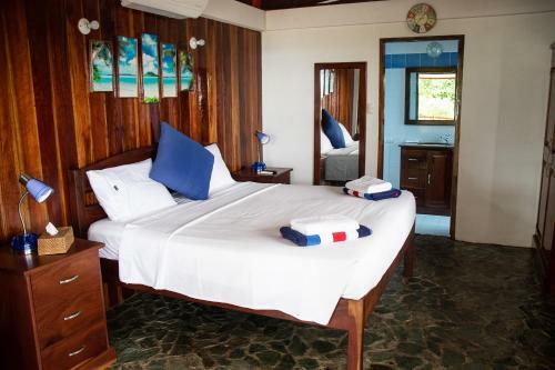 Hotel Rainbow Bay Beach & Dive Resort