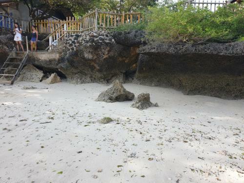 Hostal Diamond De Siquijor Beach House