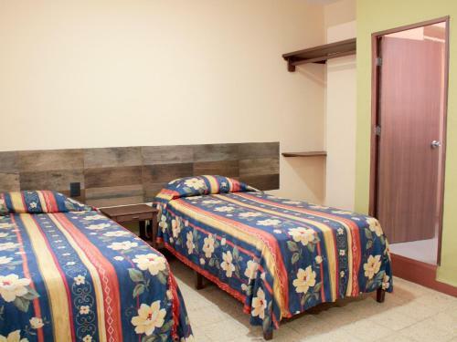 Hotel Galaxia
