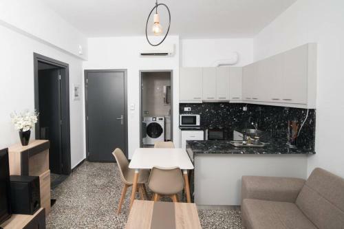 Downtown Sunny Apartment