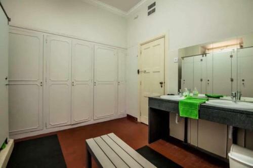 Hostal Coimbra Erasmus House - Guest House