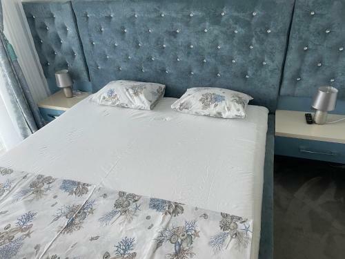 Apartament Alezzi Iony