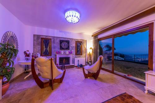 Villa Esen Daily Weekly Rentals
