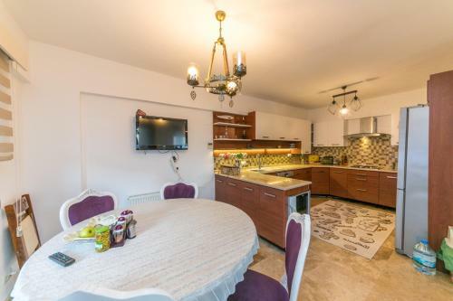 Villa Esen Daily Weekly Rentals