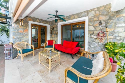 Villa Esen Daily Weekly Rentals