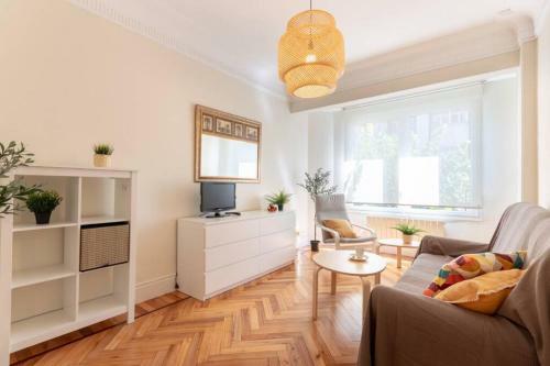 Apartamento Acogedor Y Soleado En El Centro By Aloha Bilbao