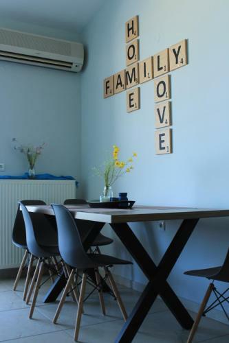 Lakis Luxury Apartment