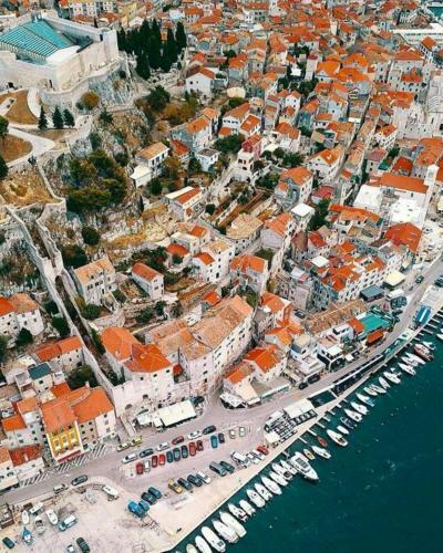 Apartman "clara" ?ibenik
