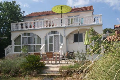 Apartamentos Maestral Nautika