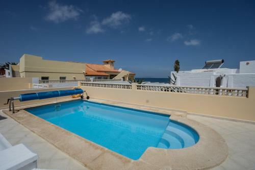 Charming Villa By The Sea With Private Pool Corralejo