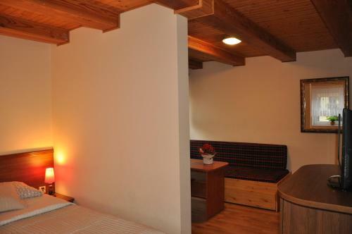 Central ?eba Suites