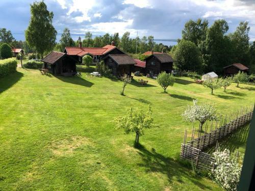 Lodge Villa Klockarbo - Stugor - Cabins