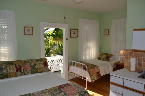 Posada Speakeasy Inn & Rum Bar