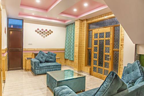 Komfort Homestay 4bhk Luxury Villa