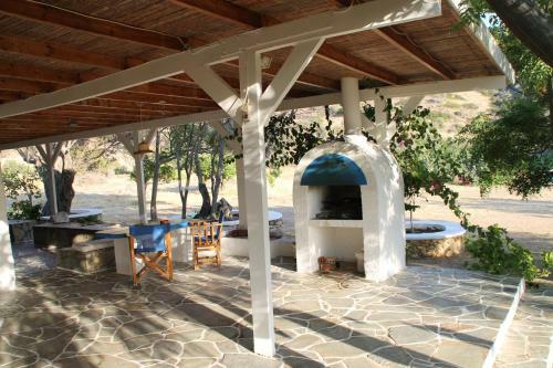 Ios Traditional Summer House