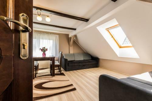 Cavilla - Pokoje I Apartamenty