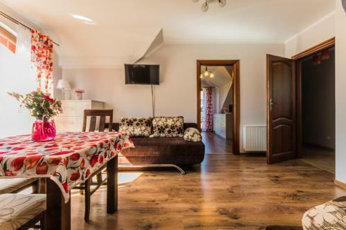 Cavilla - Pokoje I Apartamenty