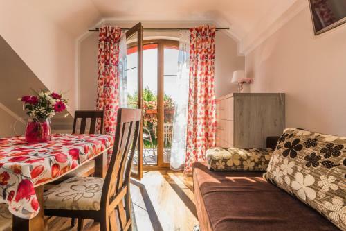 Cavilla - Pokoje I Apartamenty