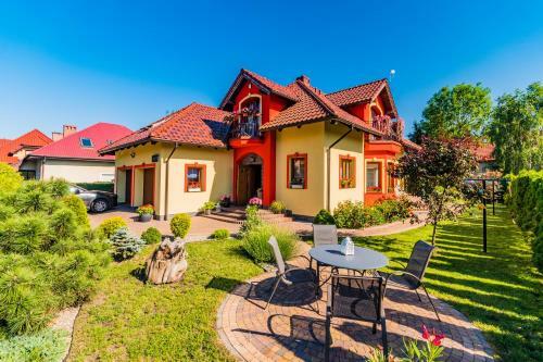 Cavilla - Pokoje I Apartamenty